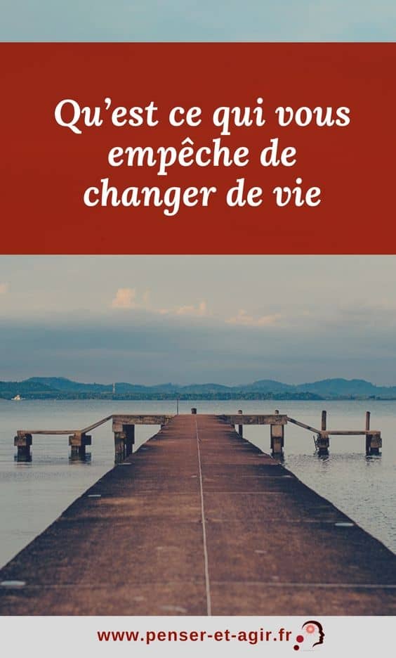 Qu'est ce qui vous empêche de changer de vie ?
Aujourd’hui, on va continuer un peu ce qu’on a vu dans les précédentes vidéos d'hier et avant-hier. Avant-hier, on s’est demandé pourquoi est ce que certaines personnes voulaient changer de vie. Hier, on s’est posé la question de savoir comment changer de vie. Aujourd'hui, on va voir ce qui vous empêche de changer de vie. Il y a 4 facteurs principaux qui vous empêchent de changer de vie, qu'on va voir en détails dans cette vidéo.