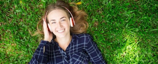 Ondes positives : 8 actions indispensables pour attirer les bonnes énergies dans votre vie