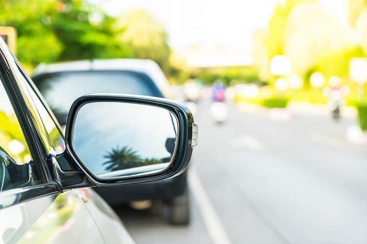 Effet miroir : un atout incroyable pour mettre fin à la tristesse dans votre vie