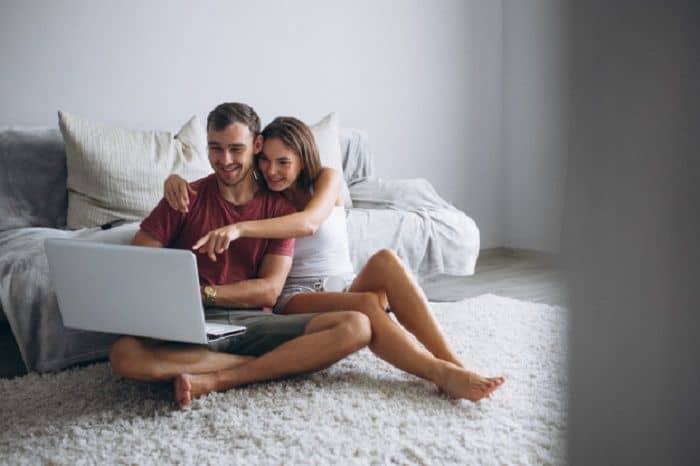 Jeux en couple: 6 idées à tester absolument à deux