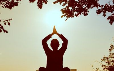 Pratiquer la méditation : ce qu’il faut savoir pour bien débuter