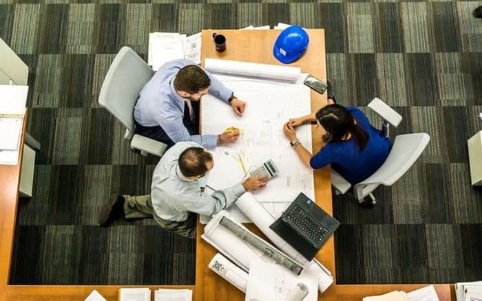 comportement du signe cancer au travail